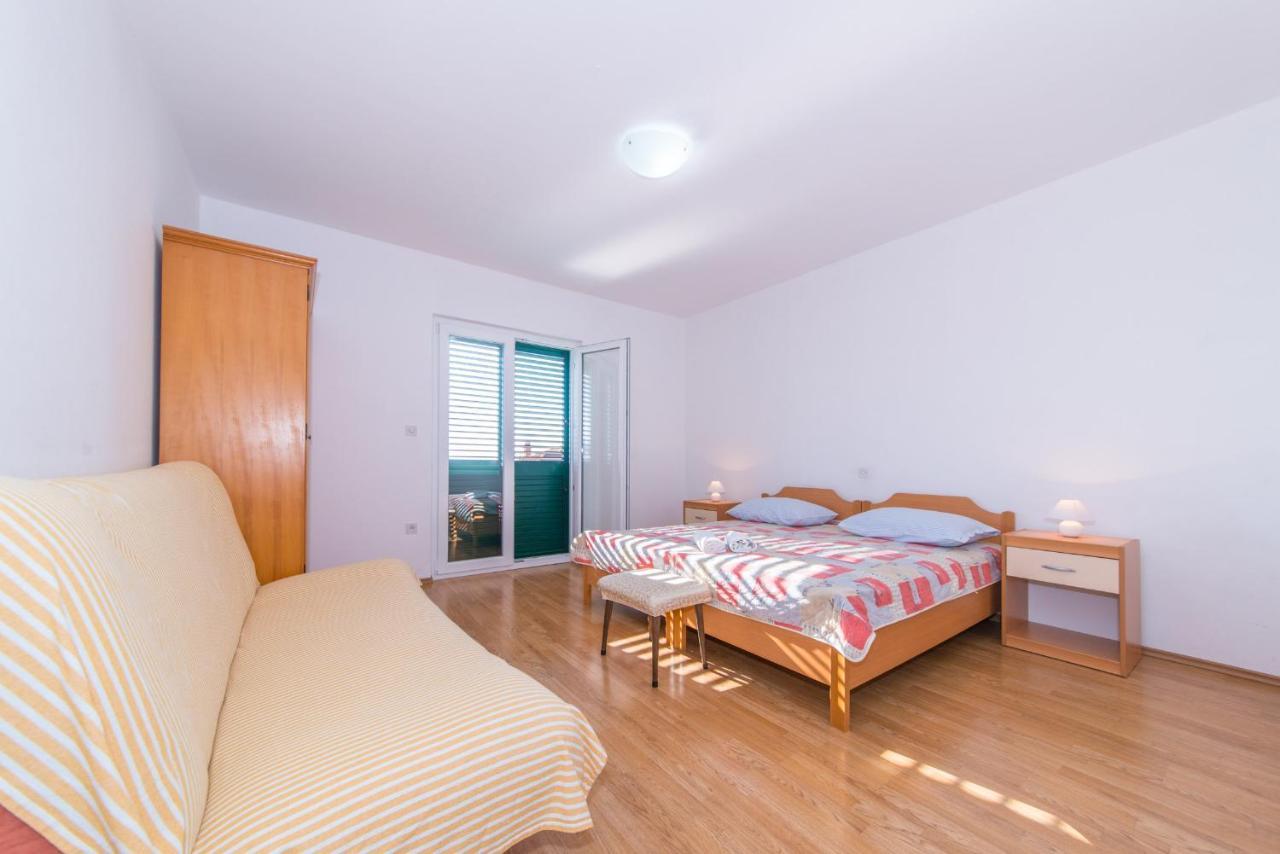 Apartment Villa Besker Makarska Esterno foto
